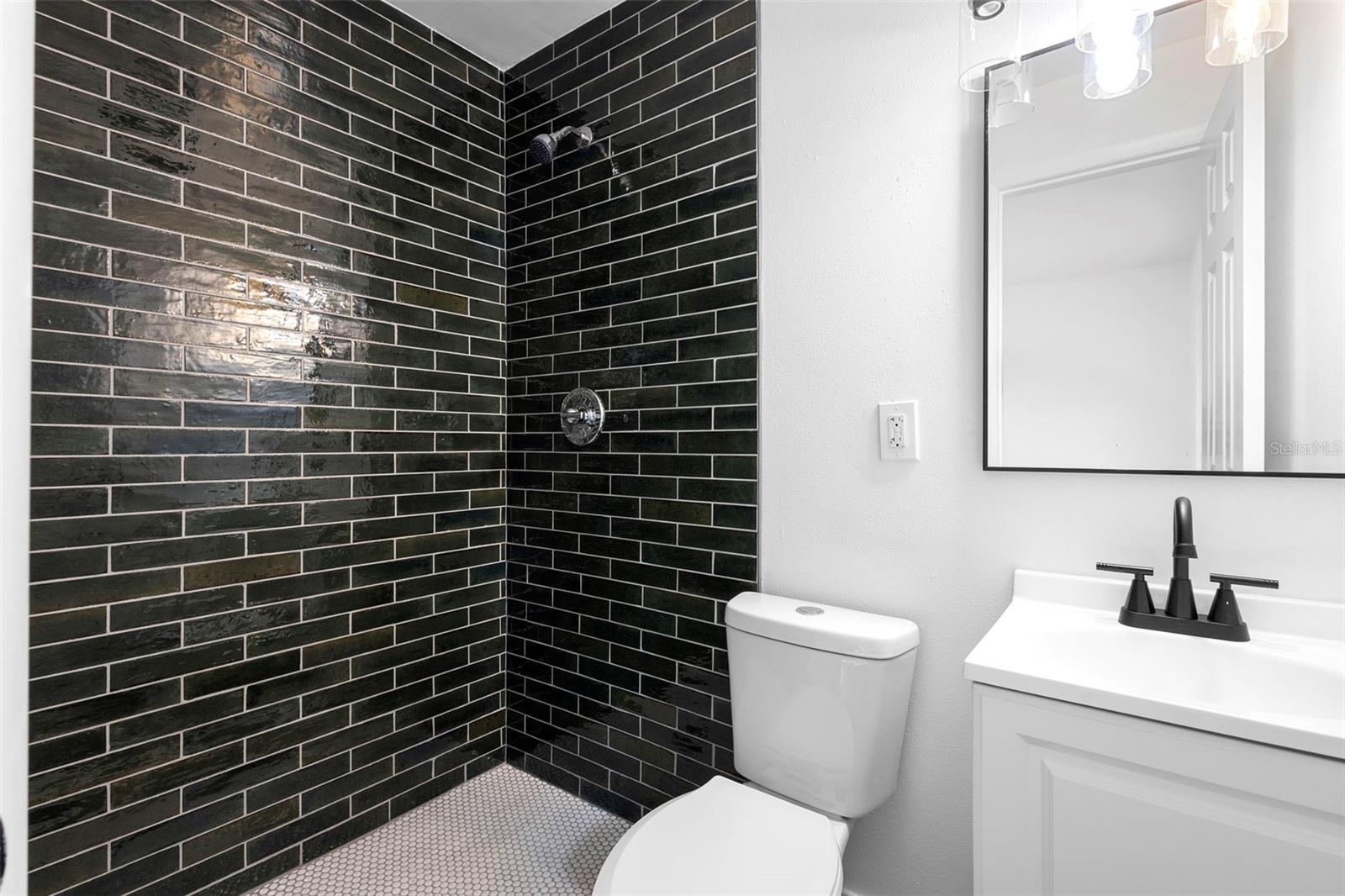 Image 26 of 41 For 55 Fairfax Avenue