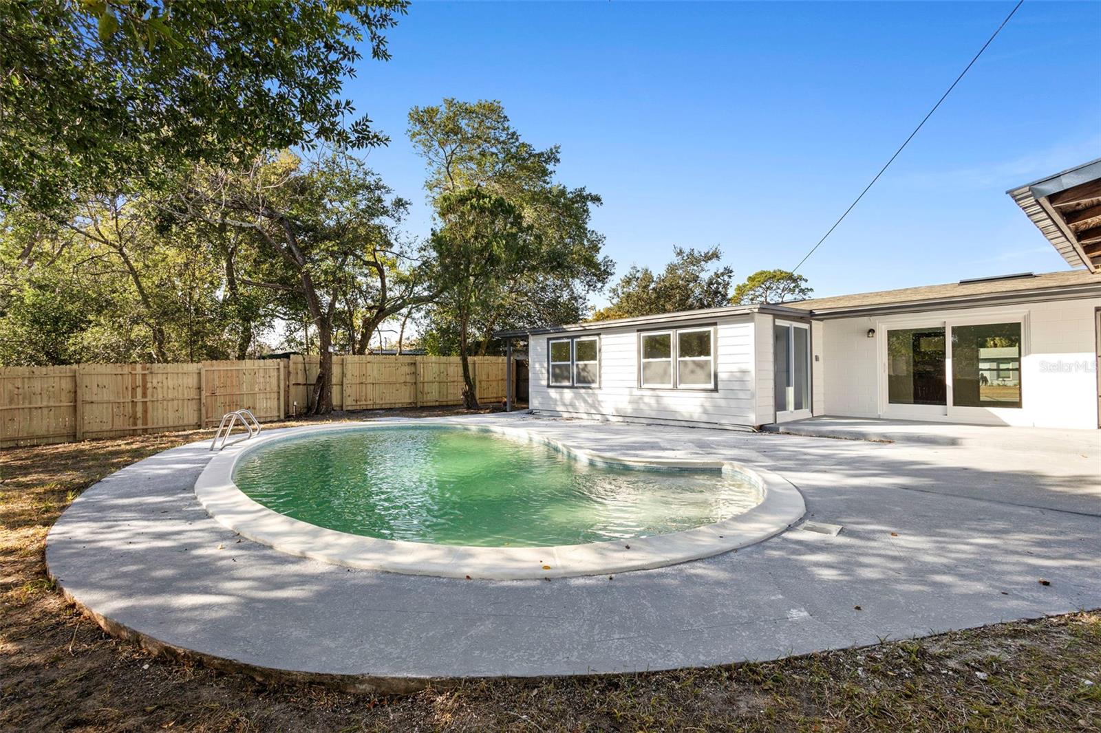 Image 34 of 41 For 55 Fairfax Avenue