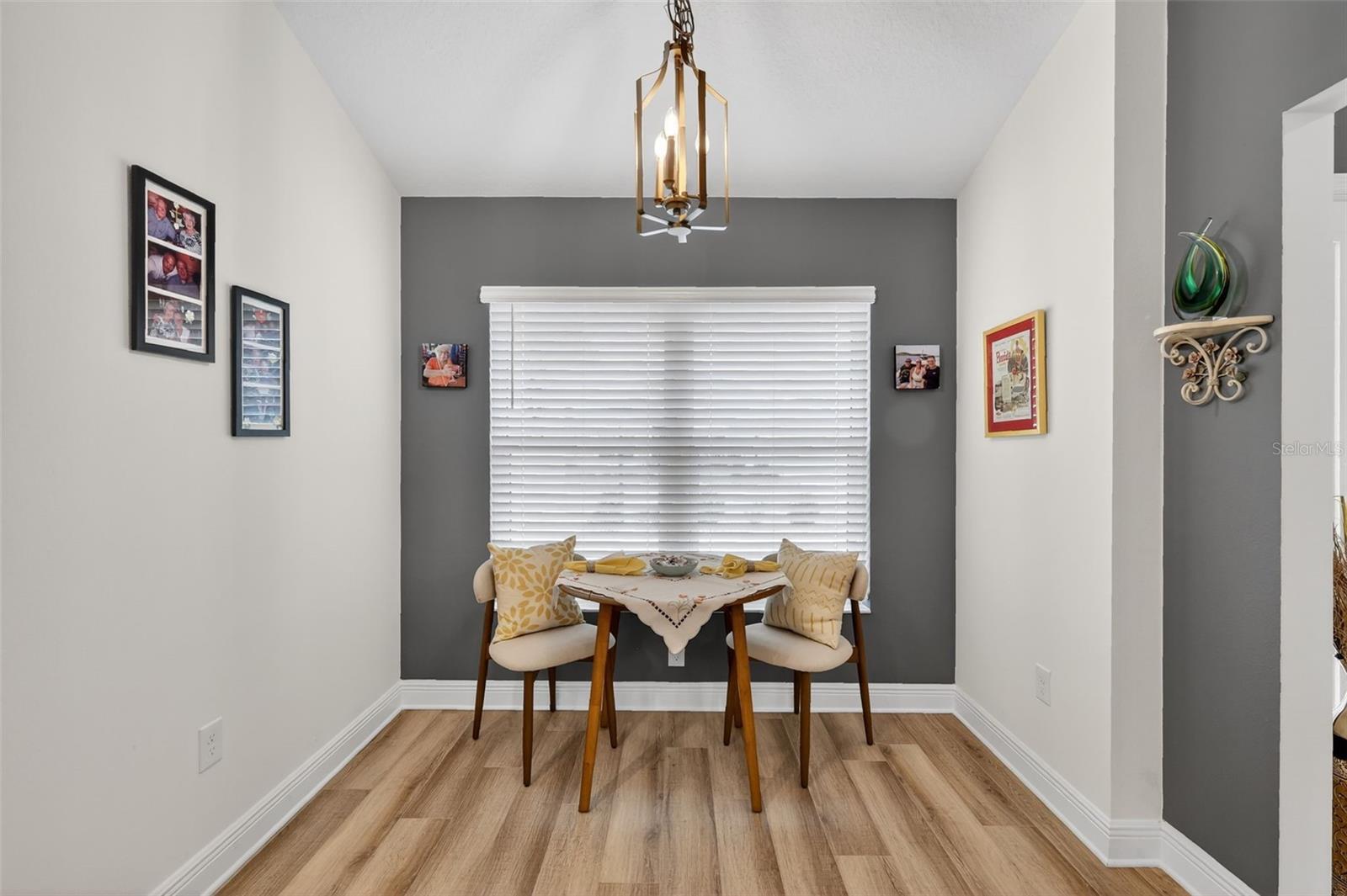 Image 14 of 36 For 7022 Minchew Circle