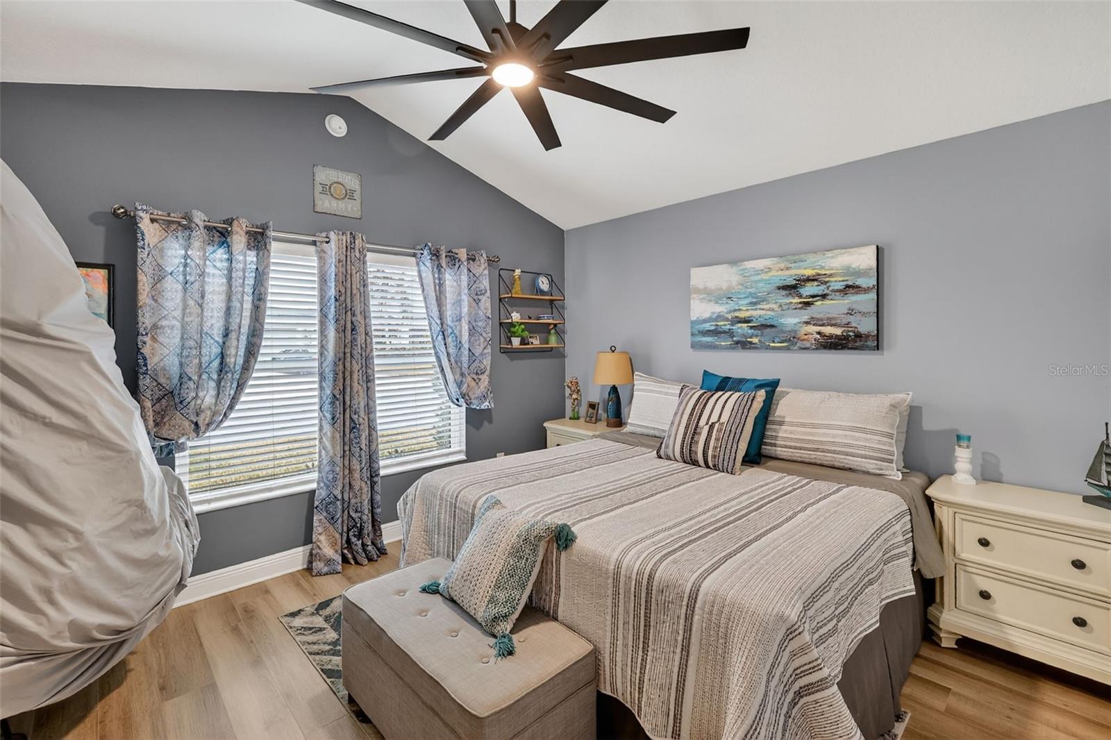 Image 24 of 36 For 7022 Minchew Circle