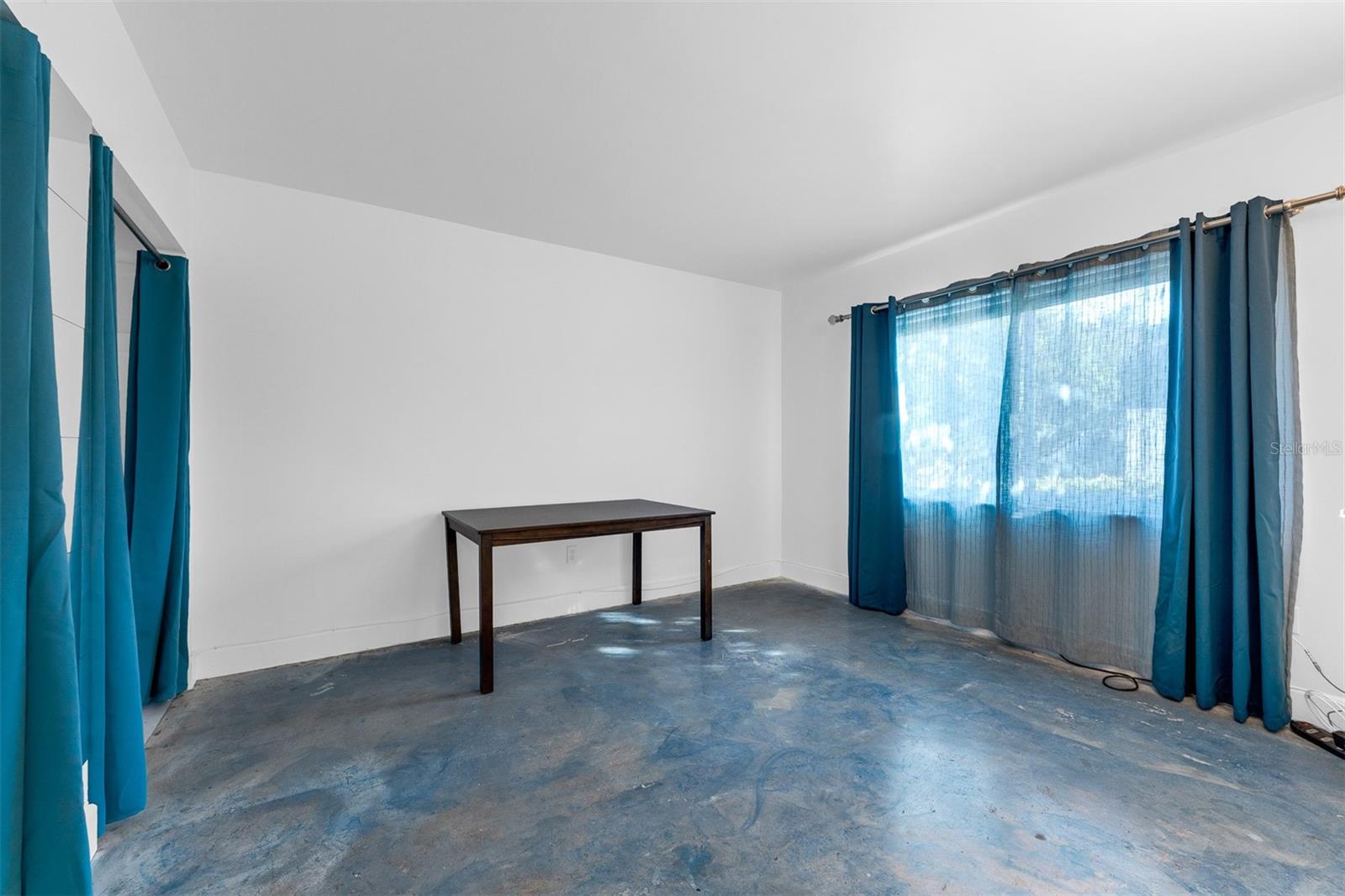 Image 17 of 34 For 1140 Orlando Avenue E2