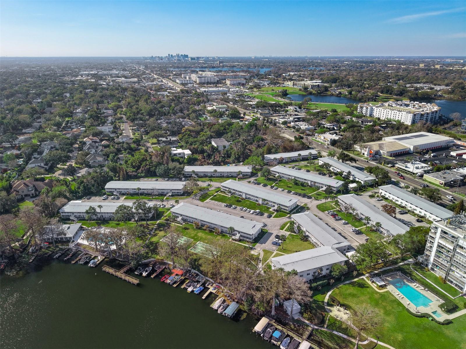 Image 31 of 34 For 1140 Orlando Avenue E2