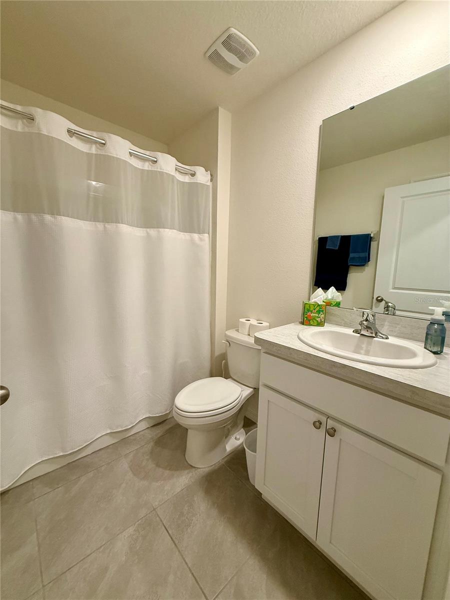 Image 20 of 24 For 6924 112th Lane