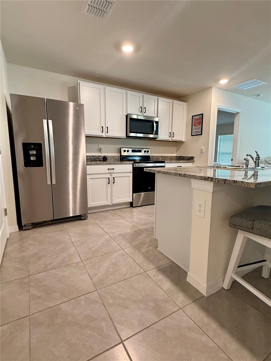 Image 3 of 24 For 6924 112th Lane