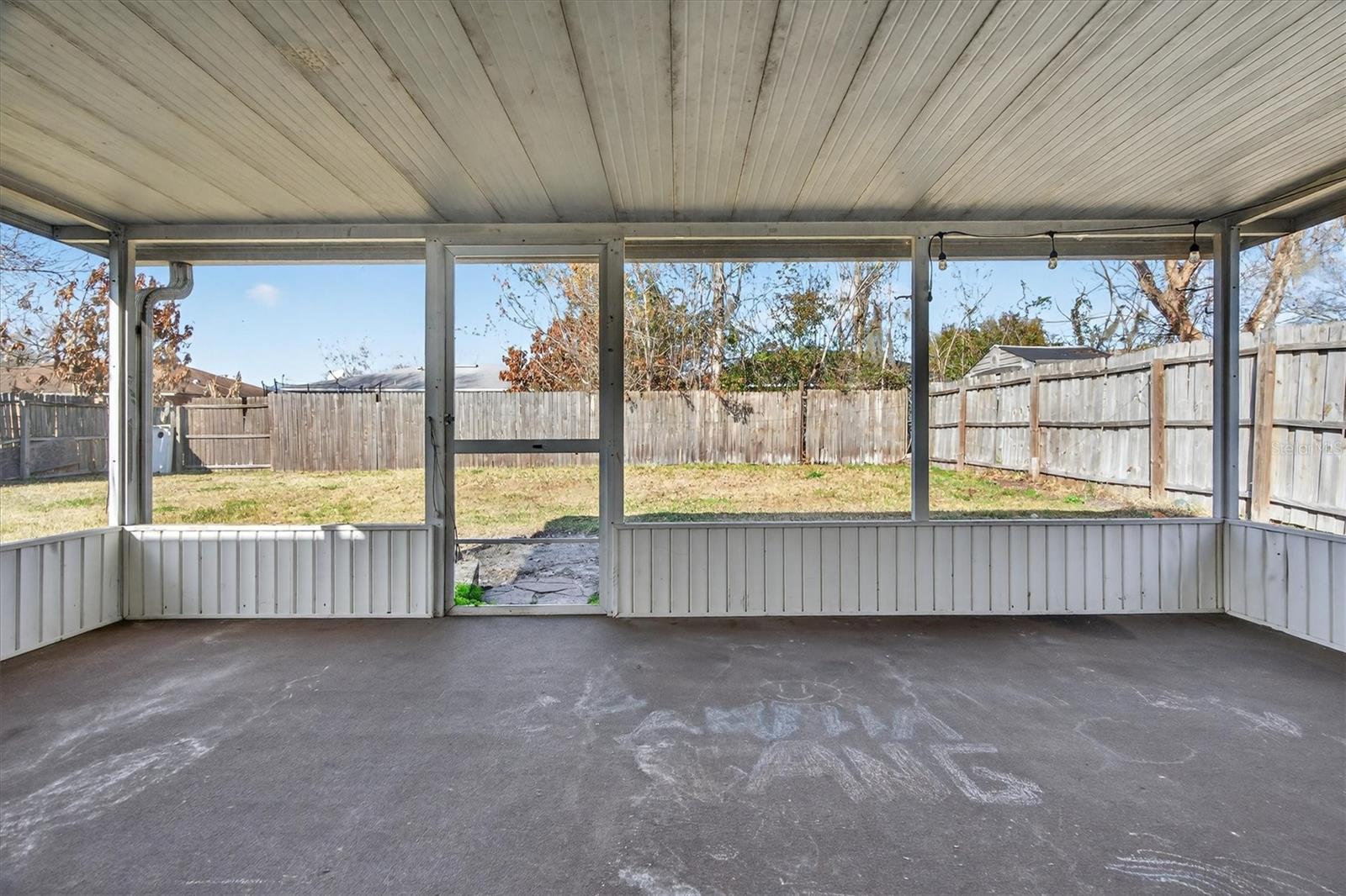 Image 17 of 26 For 126 Summer View Circle