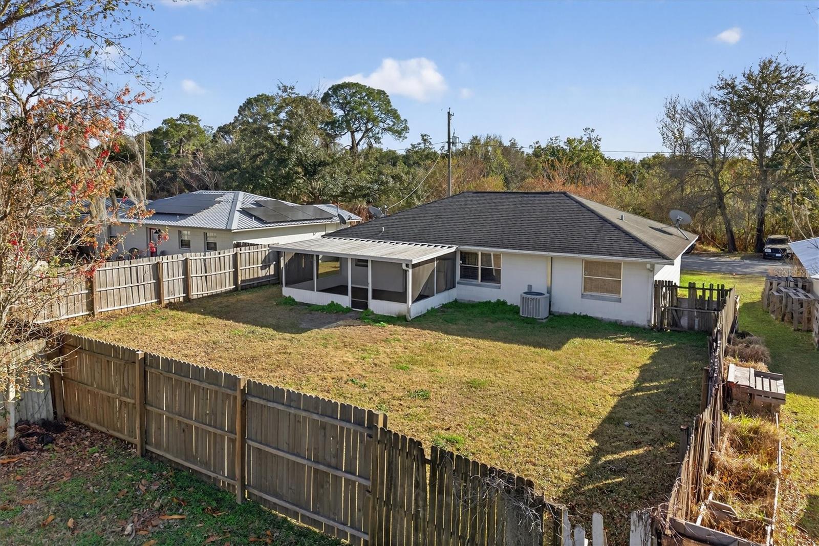 Image 22 of 26 For 126 Summer View Circle