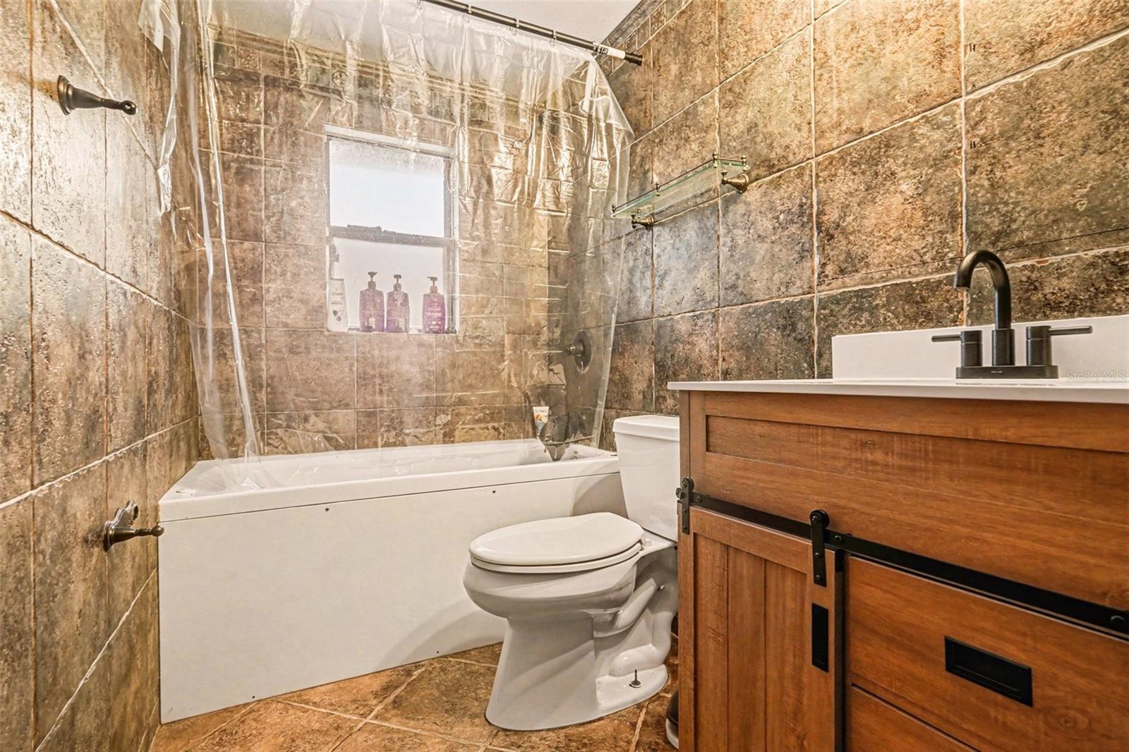 Image 17 of 71 For 4295 Lakeridge Drive