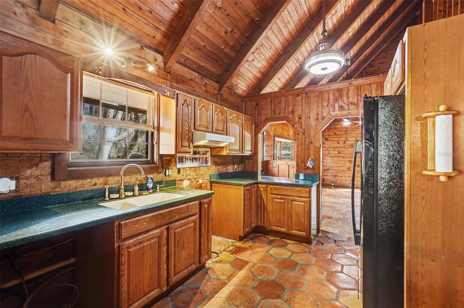 Image 21 of 71 For 4295 Lakeridge Drive