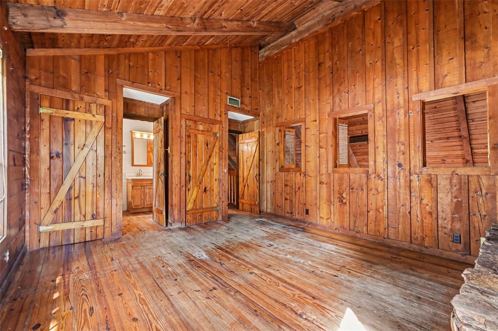 Image 23 of 71 For 4295 Lakeridge Drive