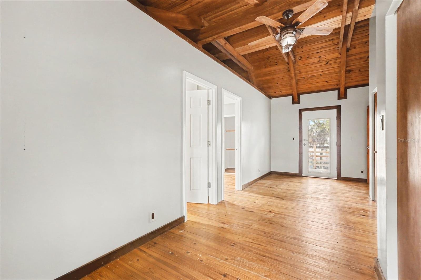 Image 32 of 71 For 4295 Lakeridge Drive