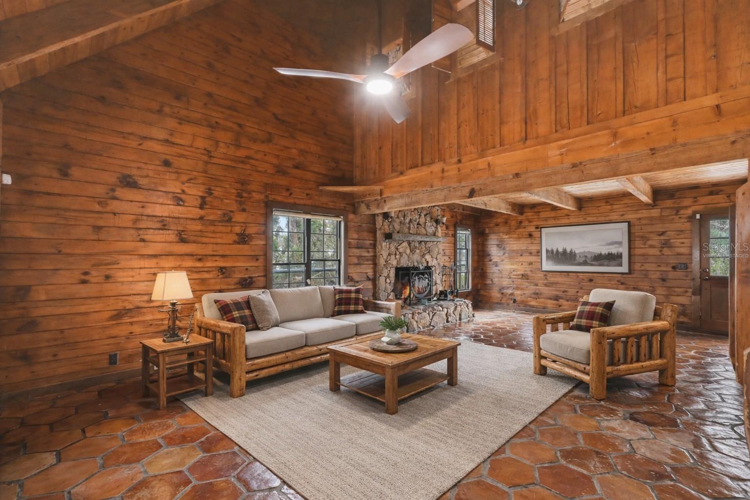 Image 4 of 71 For 4295 Lakeridge Drive