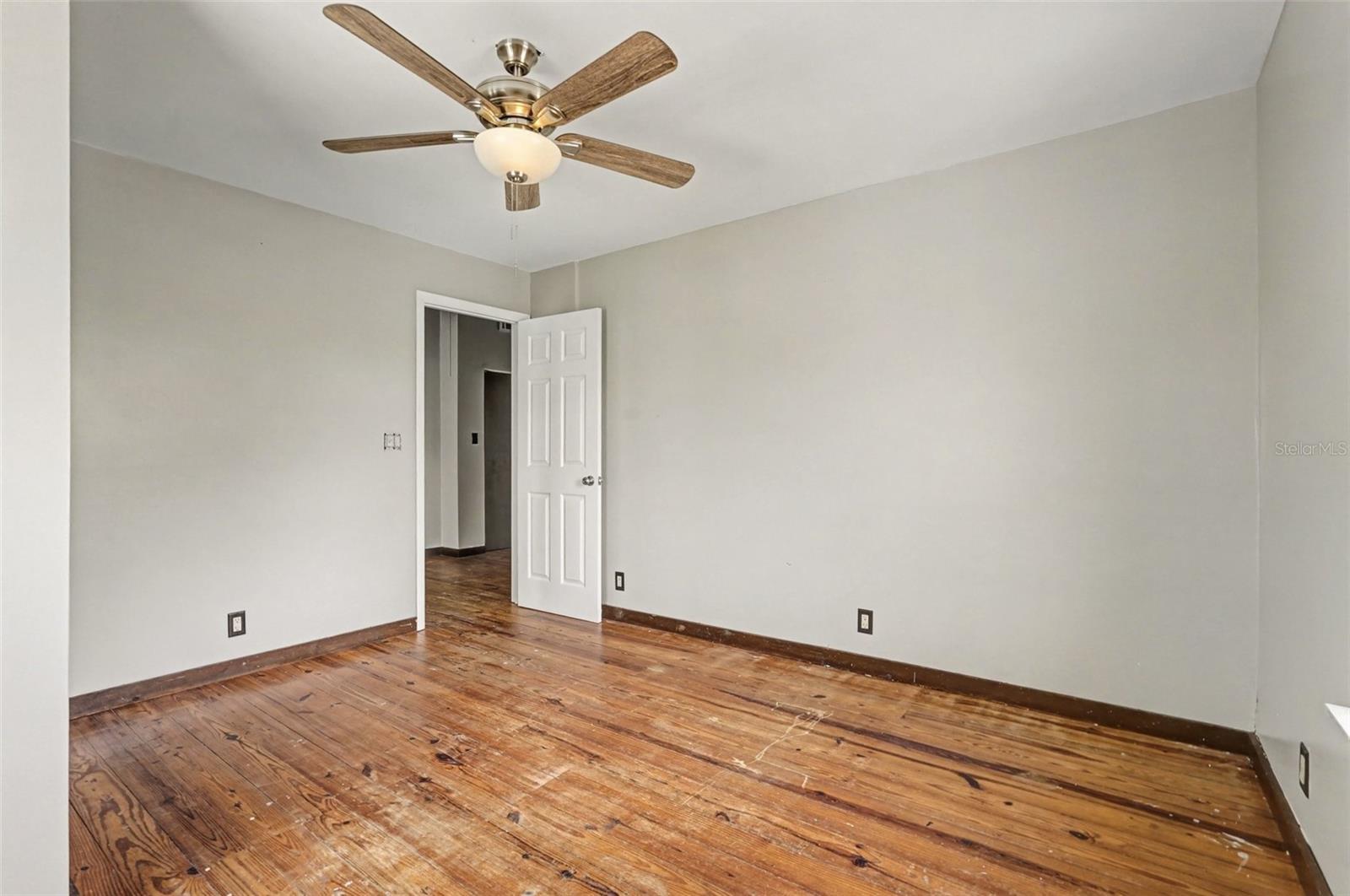 Image 40 of 71 For 4295 Lakeridge Drive