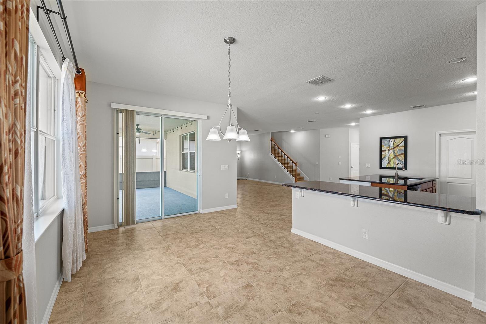 Image 7 of 19 For 6041 Town Center Boulevard