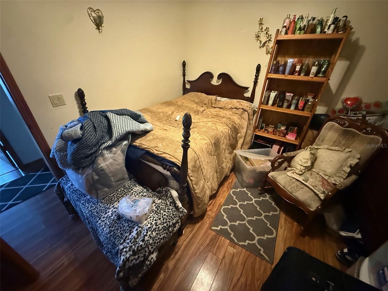 Image 10 of 21 For 5720 Padgett Circle