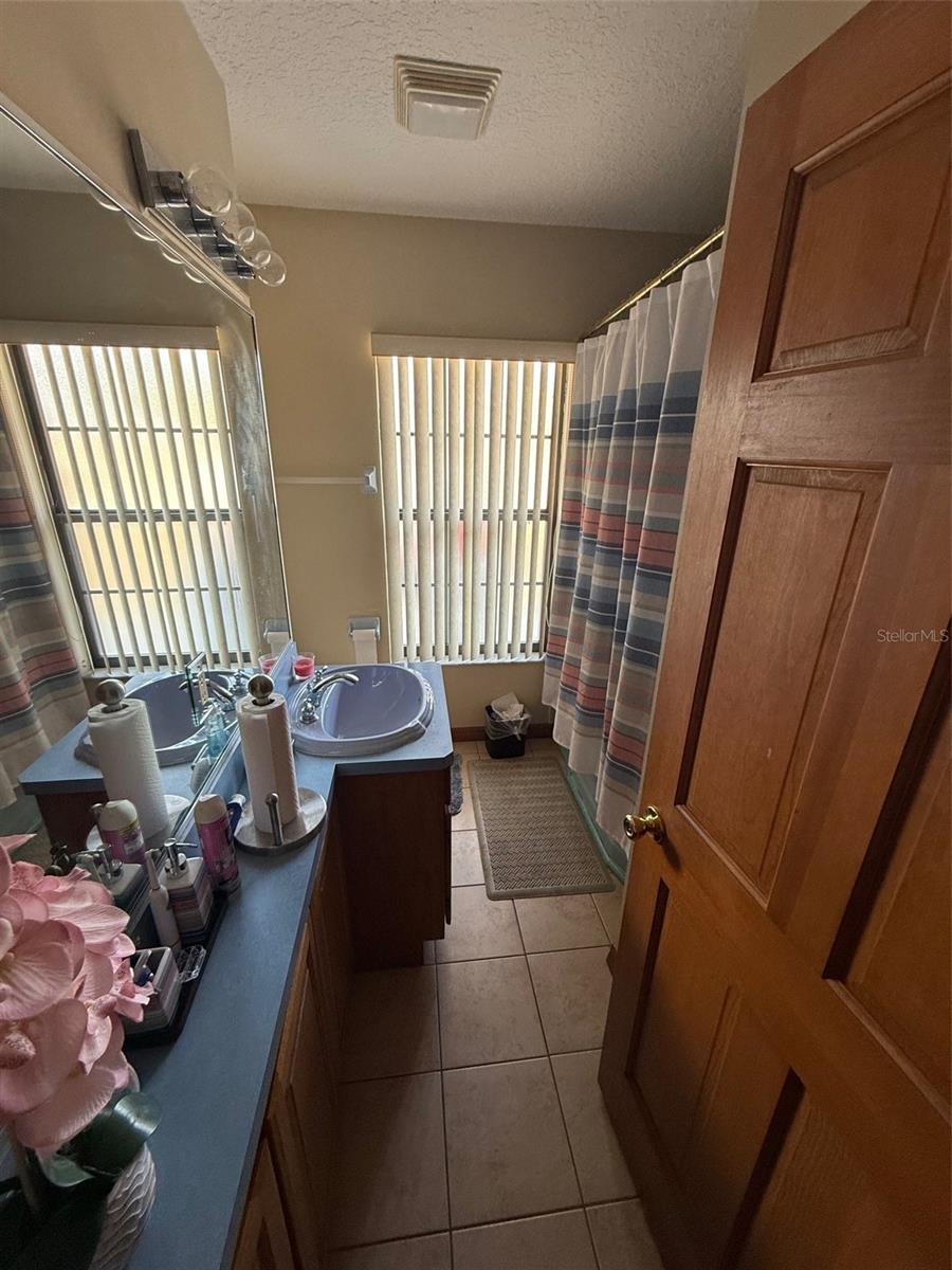 Image 11 of 21 For 5720 Padgett Circle