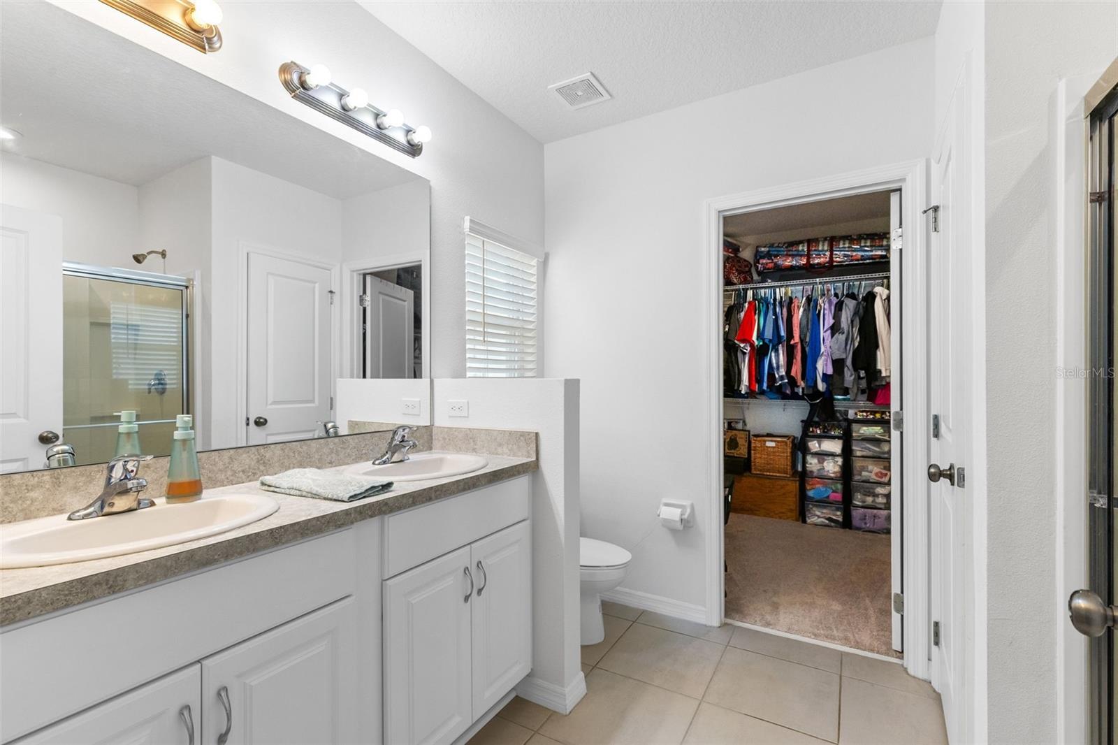 Image 14 of 26 For 3951 Fescue Street