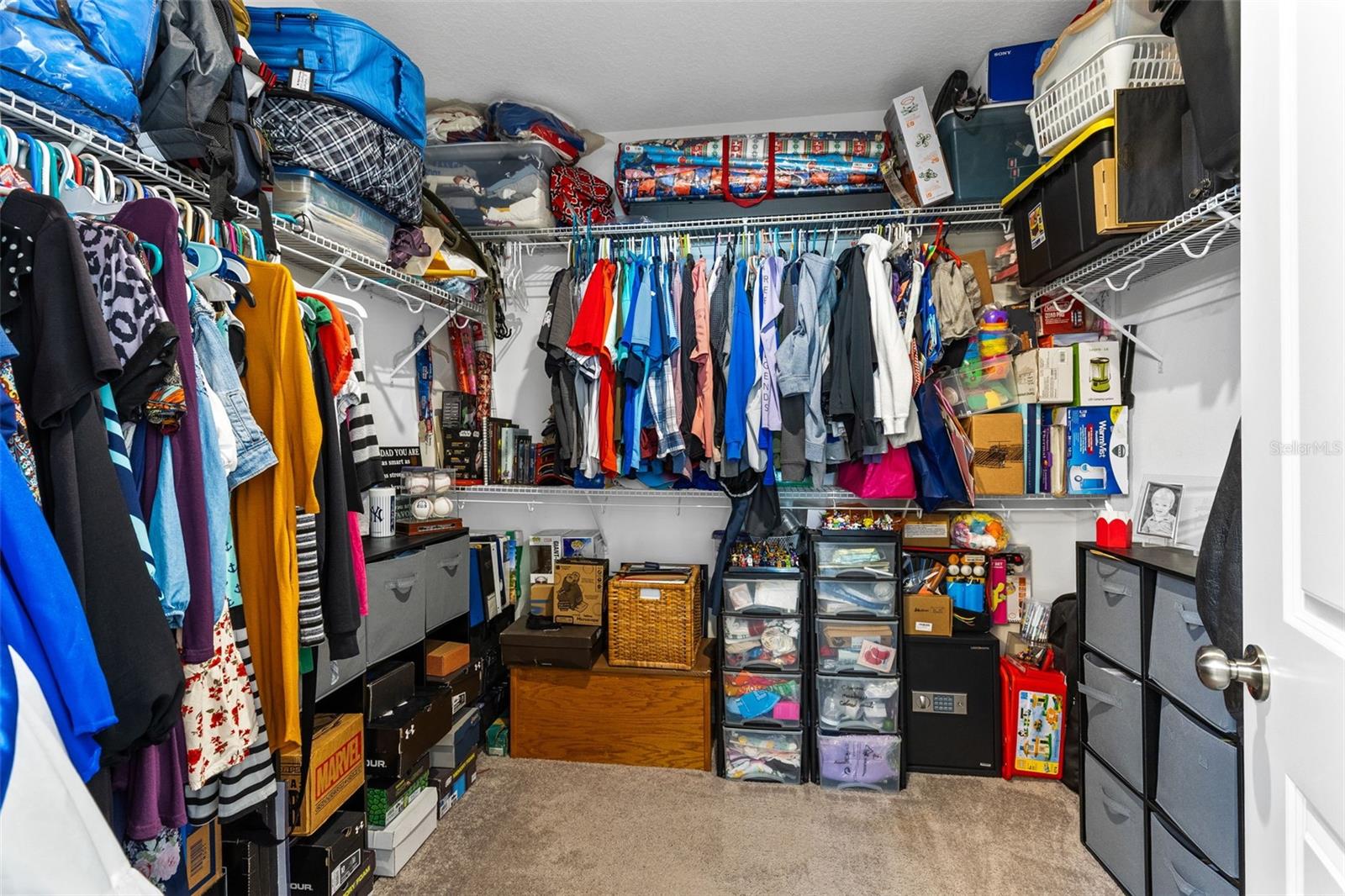 Image 15 of 26 For 3951 Fescue Street