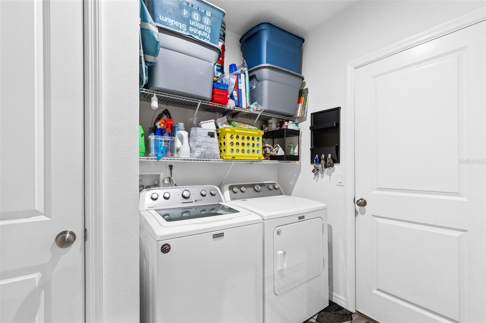 Image 21 of 26 For 3951 Fescue Street