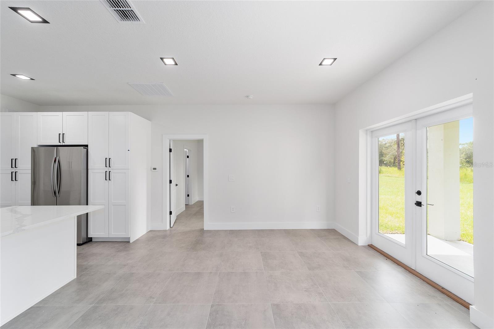 Image 9 of 47 For 4362 159th Court