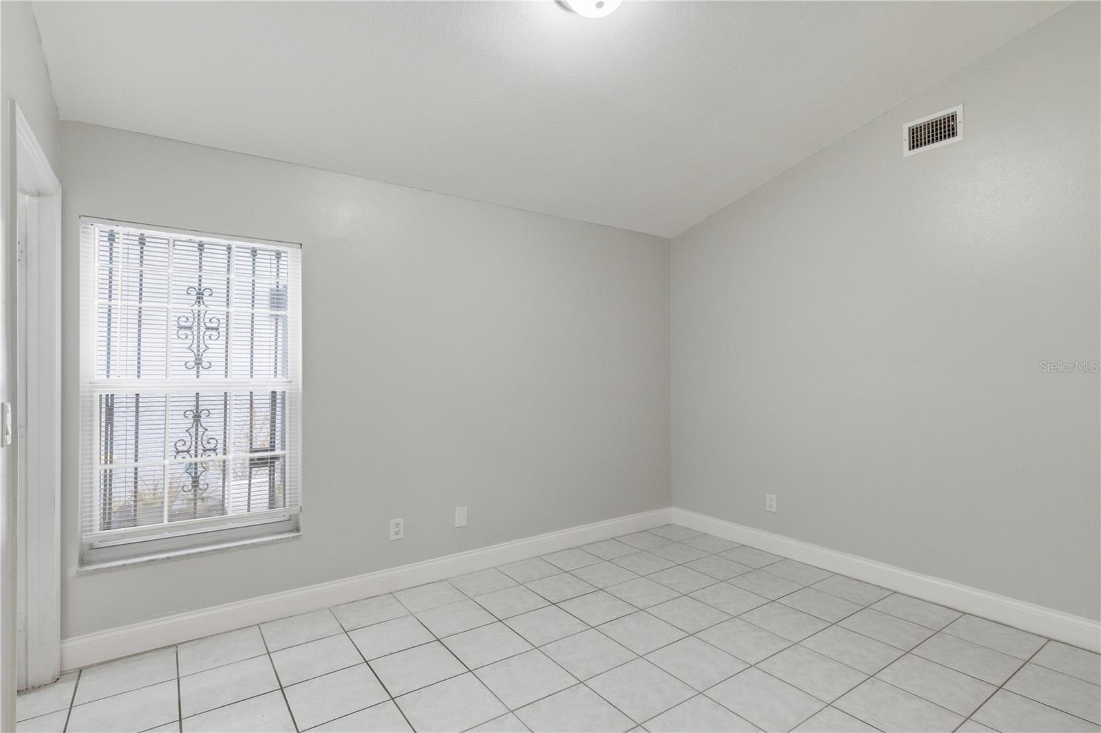 Image 14 of 18 For 1527 Brookebridge Drive