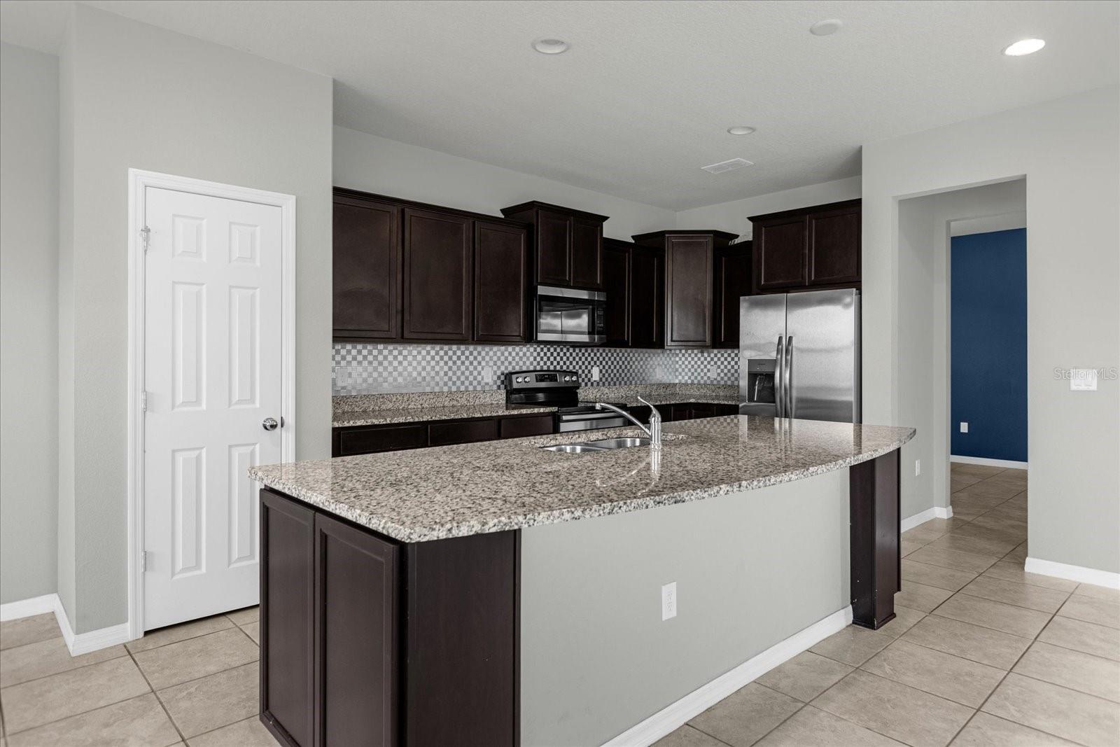 Image 11 of 27 For 3504 Southern Cross Loop