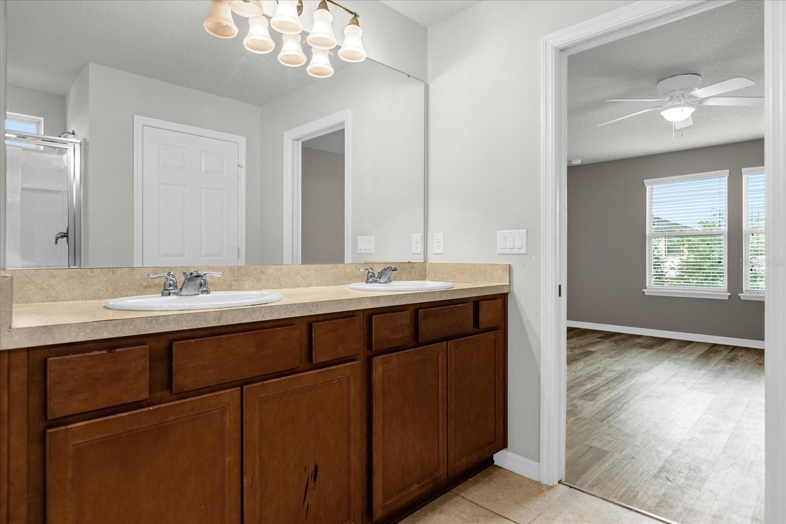 Image 26 of 27 For 3504 Southern Cross Loop