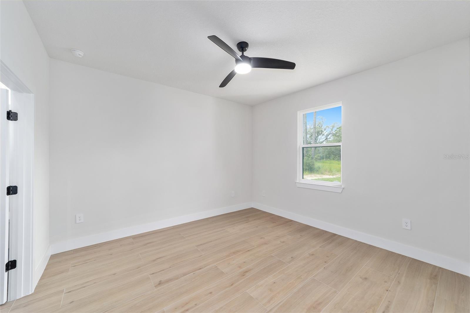 Image 17 of 52 For 4380 159th Court