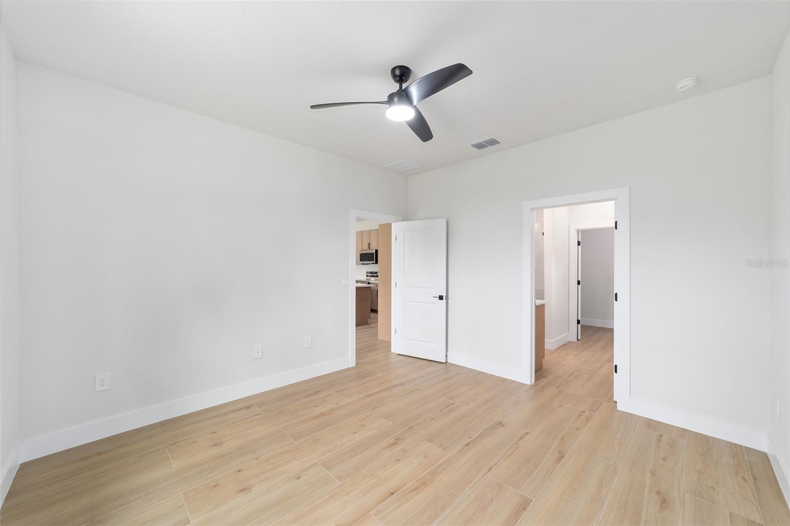 Image 18 of 52 For 4380 159th Court