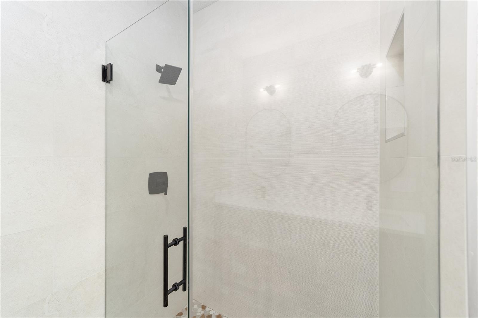 Image 21 of 52 For 4380 159th Court