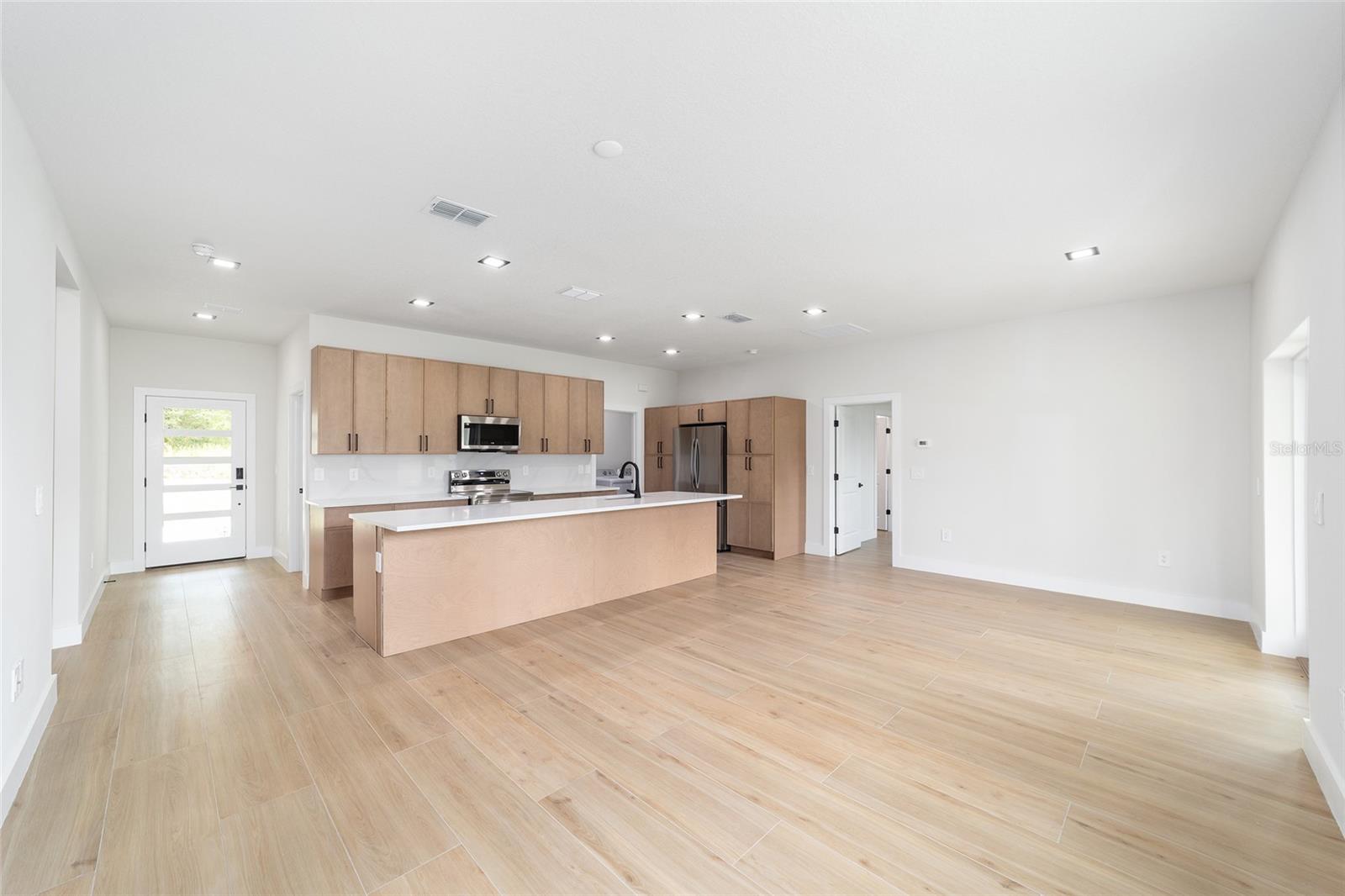 Image 7 of 52 For 4380 159th Court