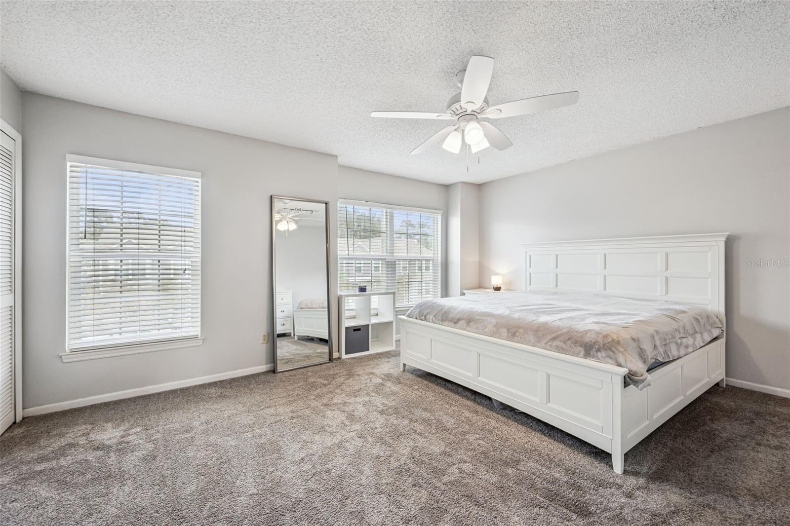 Image 17 of 33 For 552 Shadow Glenn Place