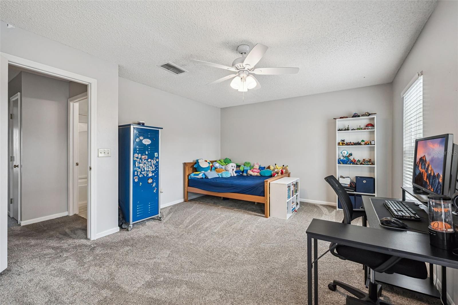 Image 20 of 33 For 552 Shadow Glenn Place