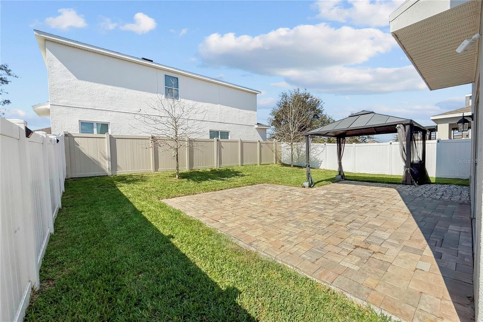 Image 22 of 46 For 922 Anna Place