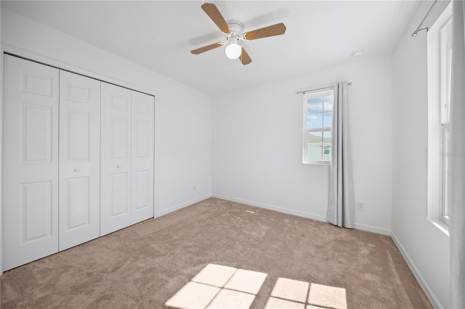 Image 33 of 46 For 922 Anna Place