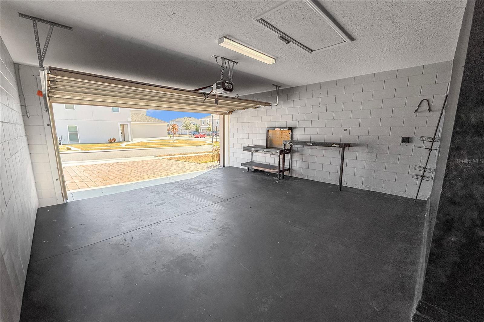 Image 36 of 46 For 922 Anna Place