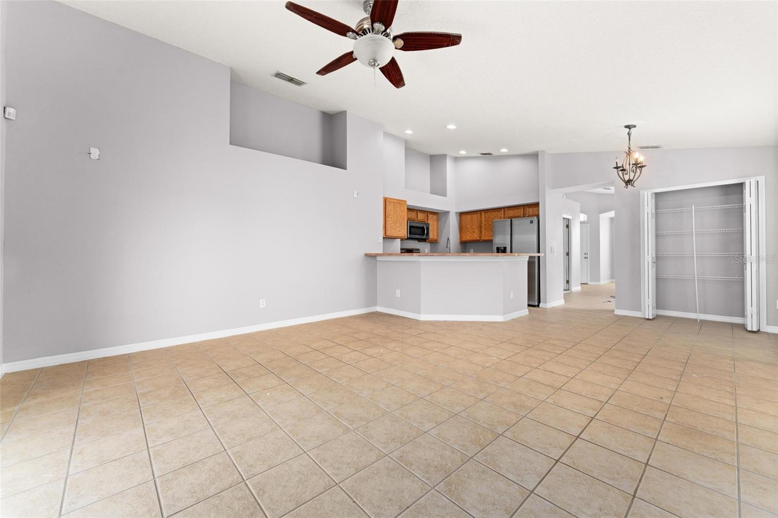 Image 11 of 43 For 5201 Walnut Ridge Drive