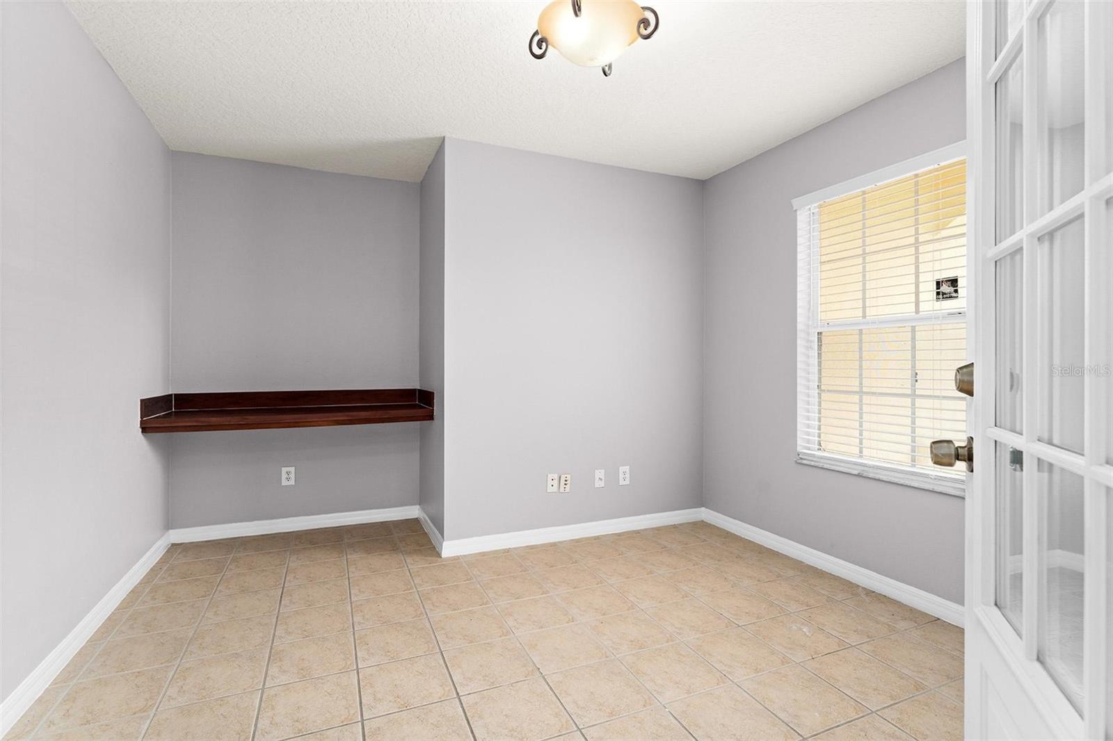 Image 31 of 43 For 5201 Walnut Ridge Drive