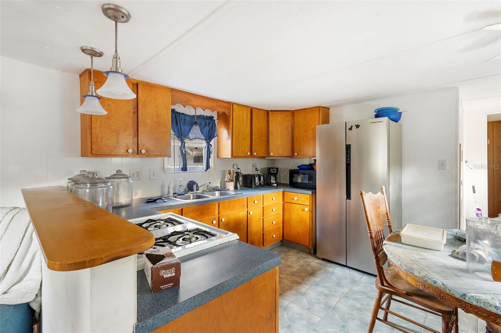 Image 14 of 24 For 1910 Enterprise Ave 13