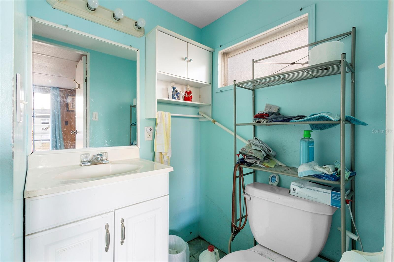 Image 21 of 24 For 1910 Enterprise Ave 13