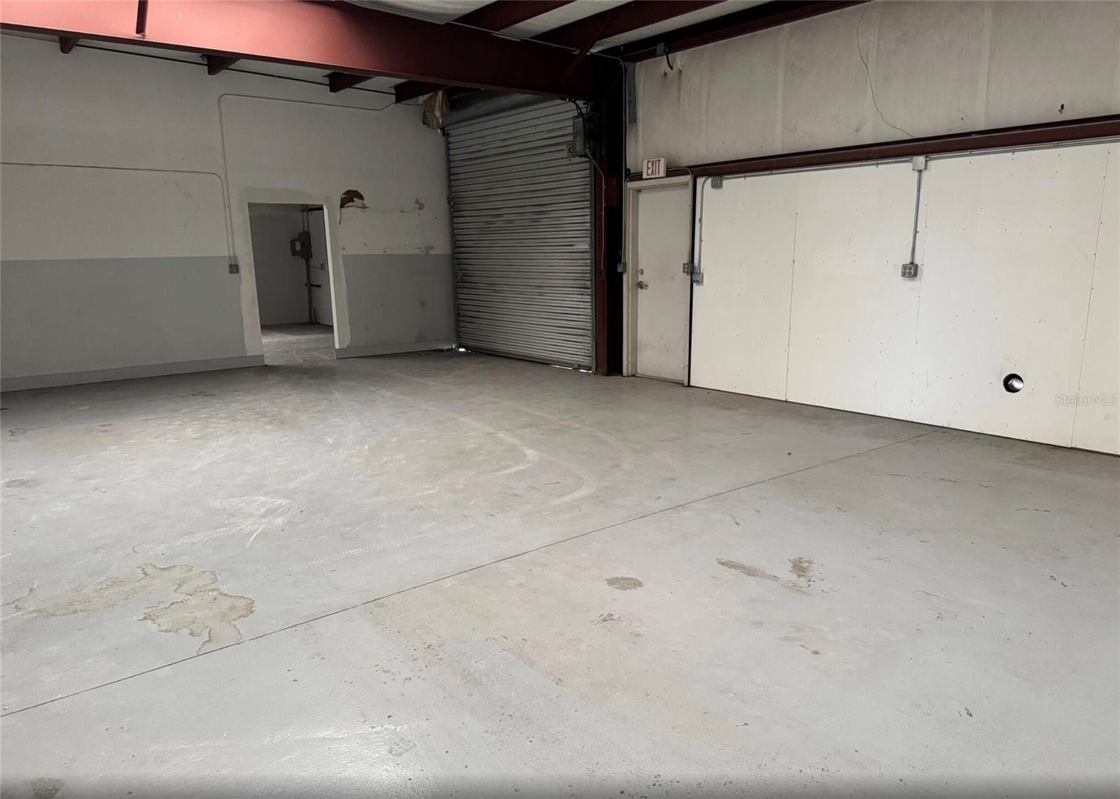 Image 6 of 9 For 5500 Commerce Drive