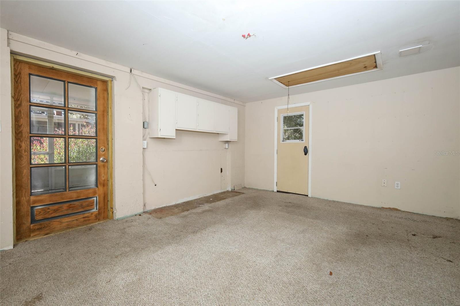 Image 45 of 47 For 819 Canovia Avenue