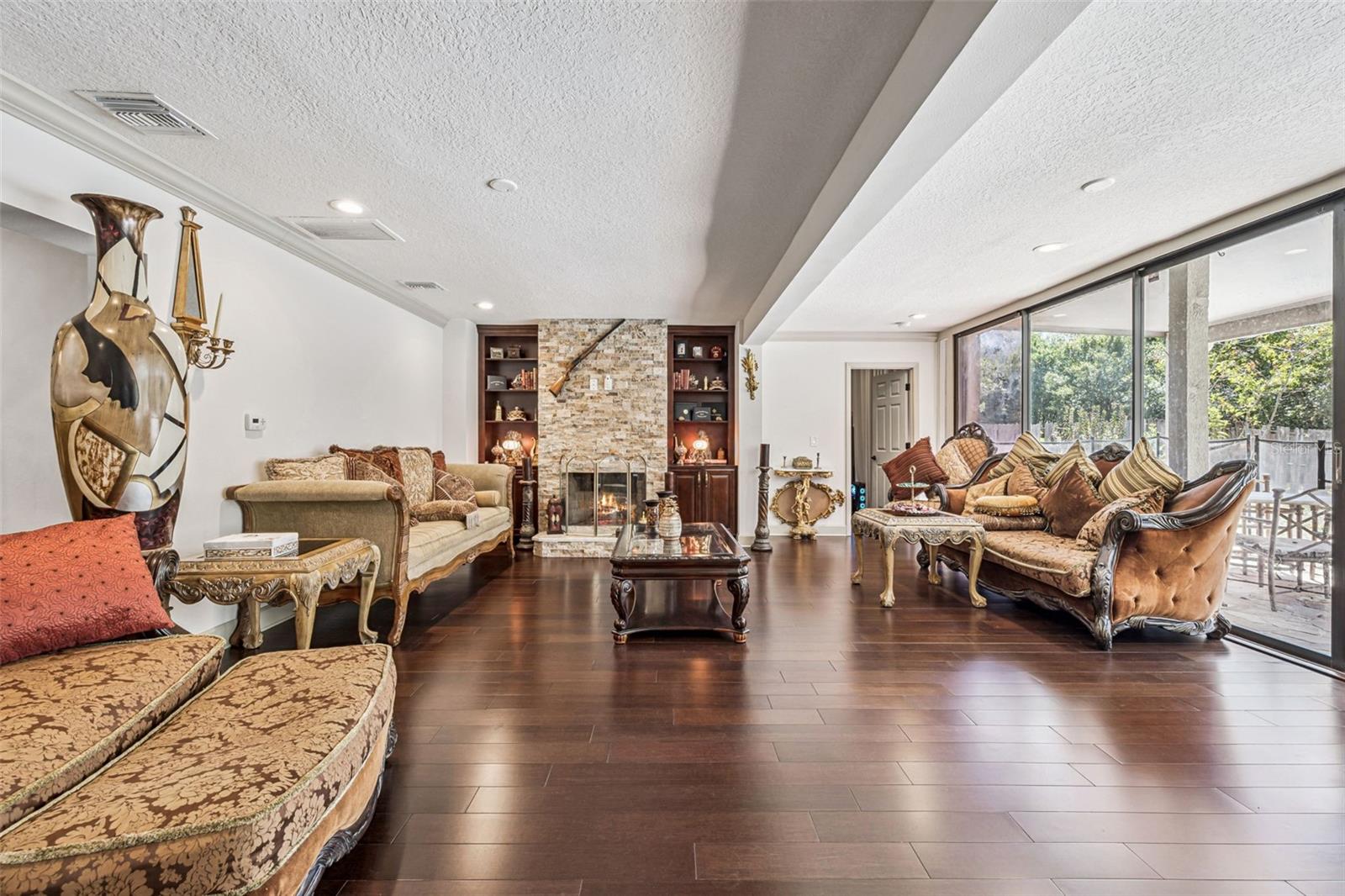 Image 4 of 53 For 6054 Marlberry Drive