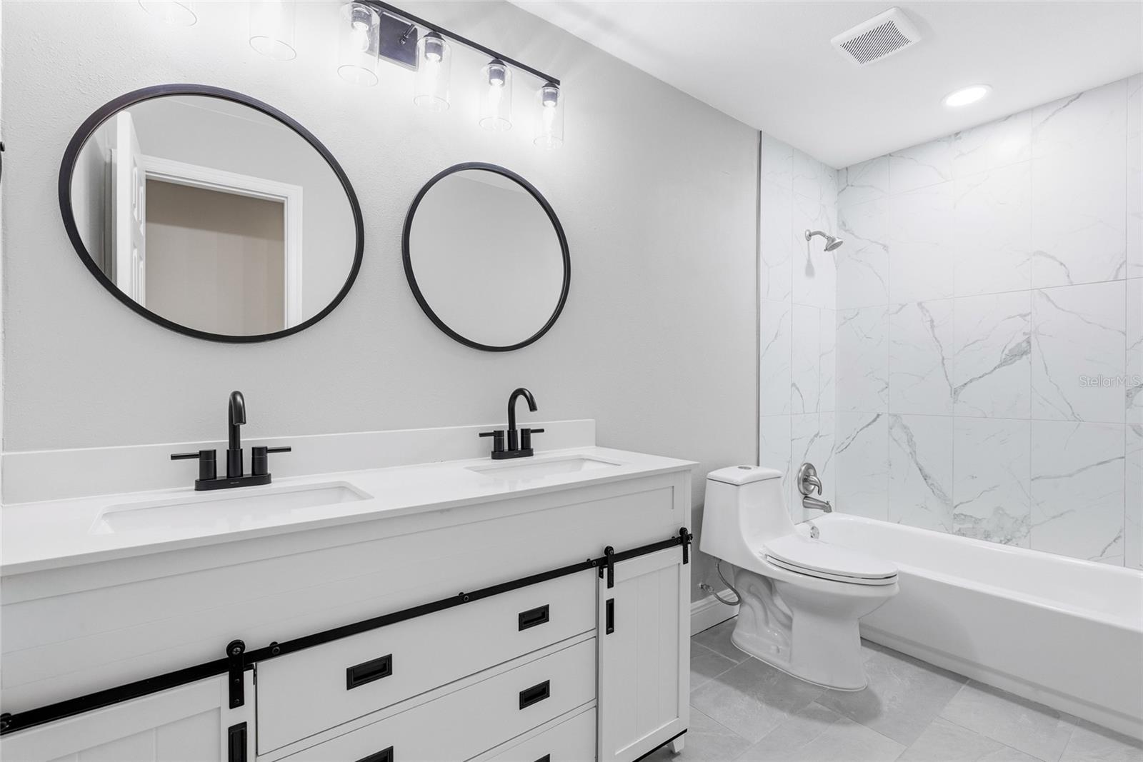 Image 27 of 48 For 6649 Pampus Drive