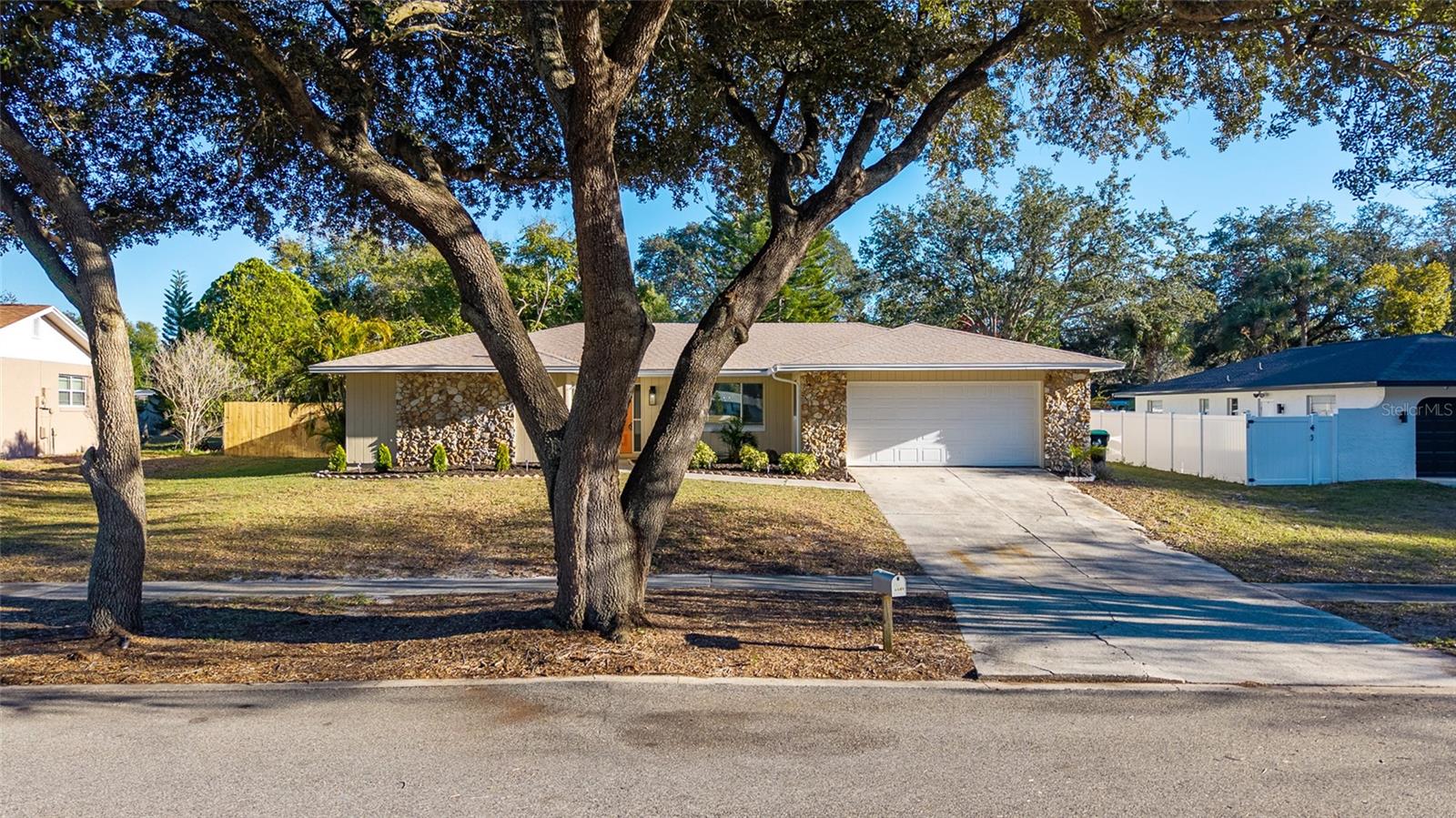 Image 5 of 48 For 6649 Pampus Drive