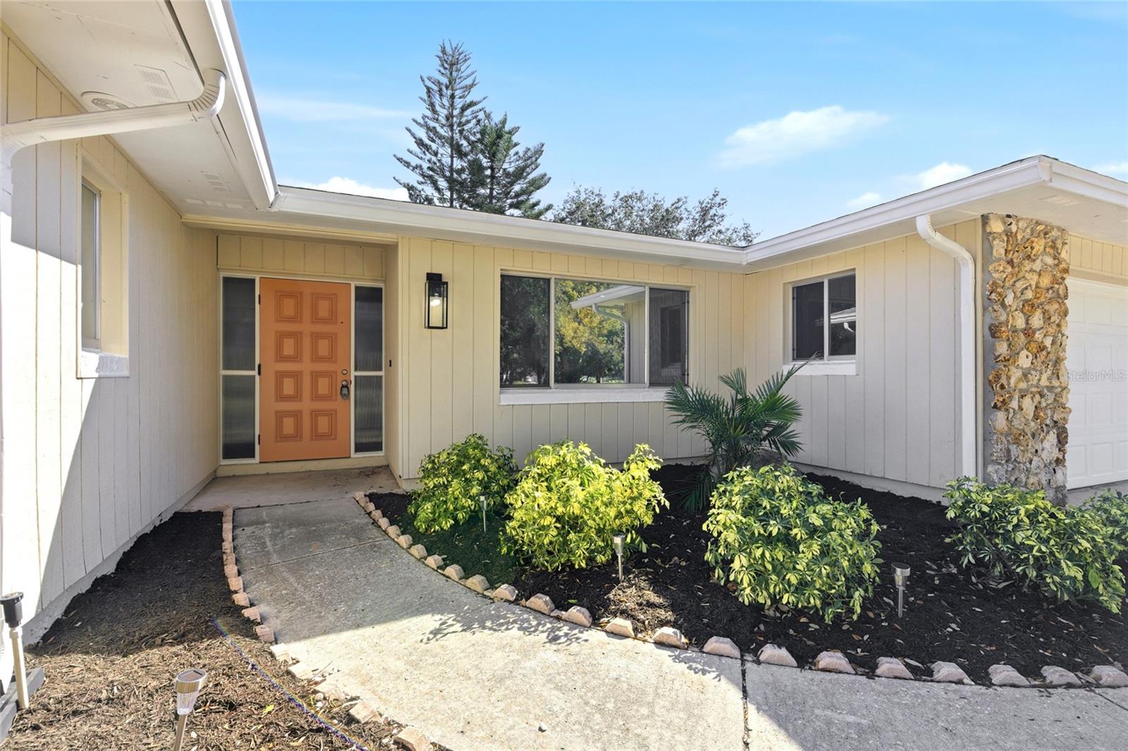 Image 7 of 48 For 6649 Pampus Drive