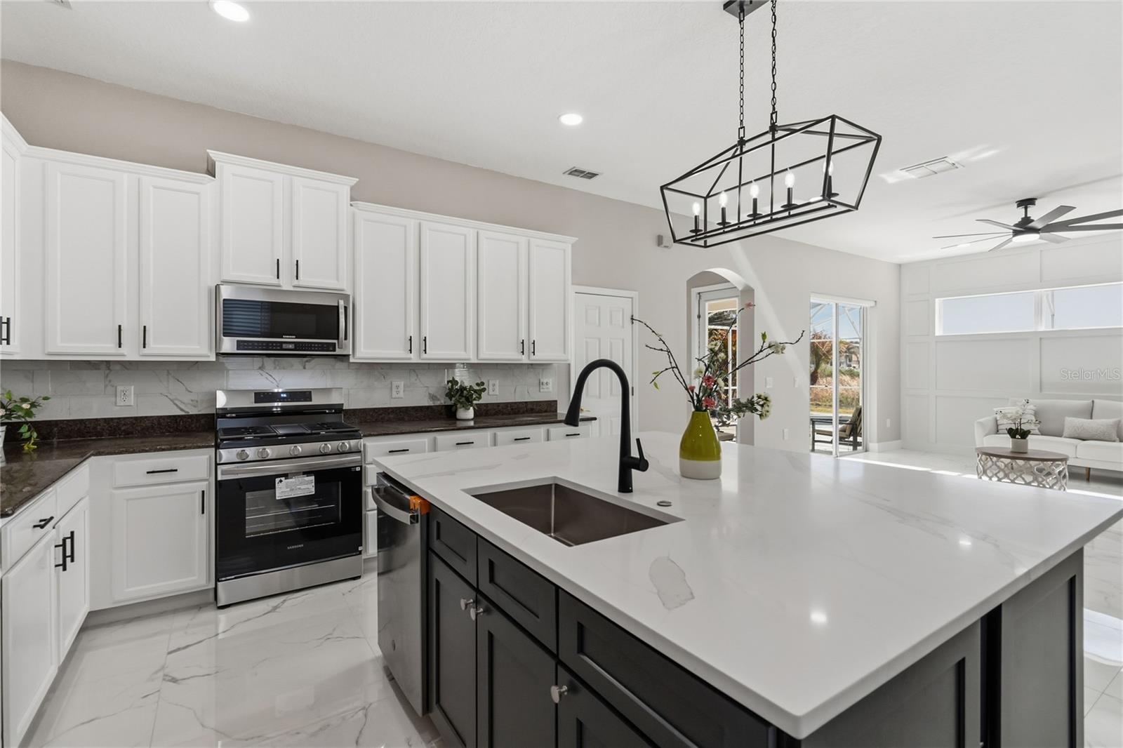 Image 18 of 54 For 13858 Caywood Pond Drive