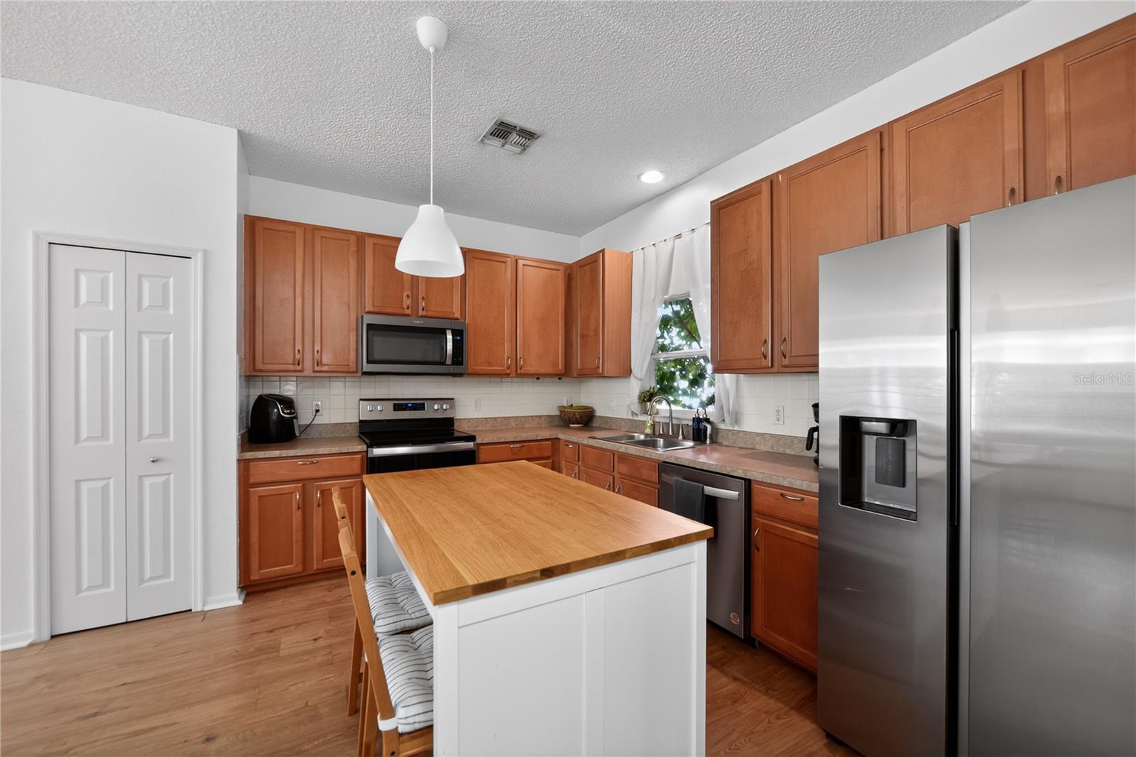 Image 12 of 31 For 14321 Peacock Springs Trail