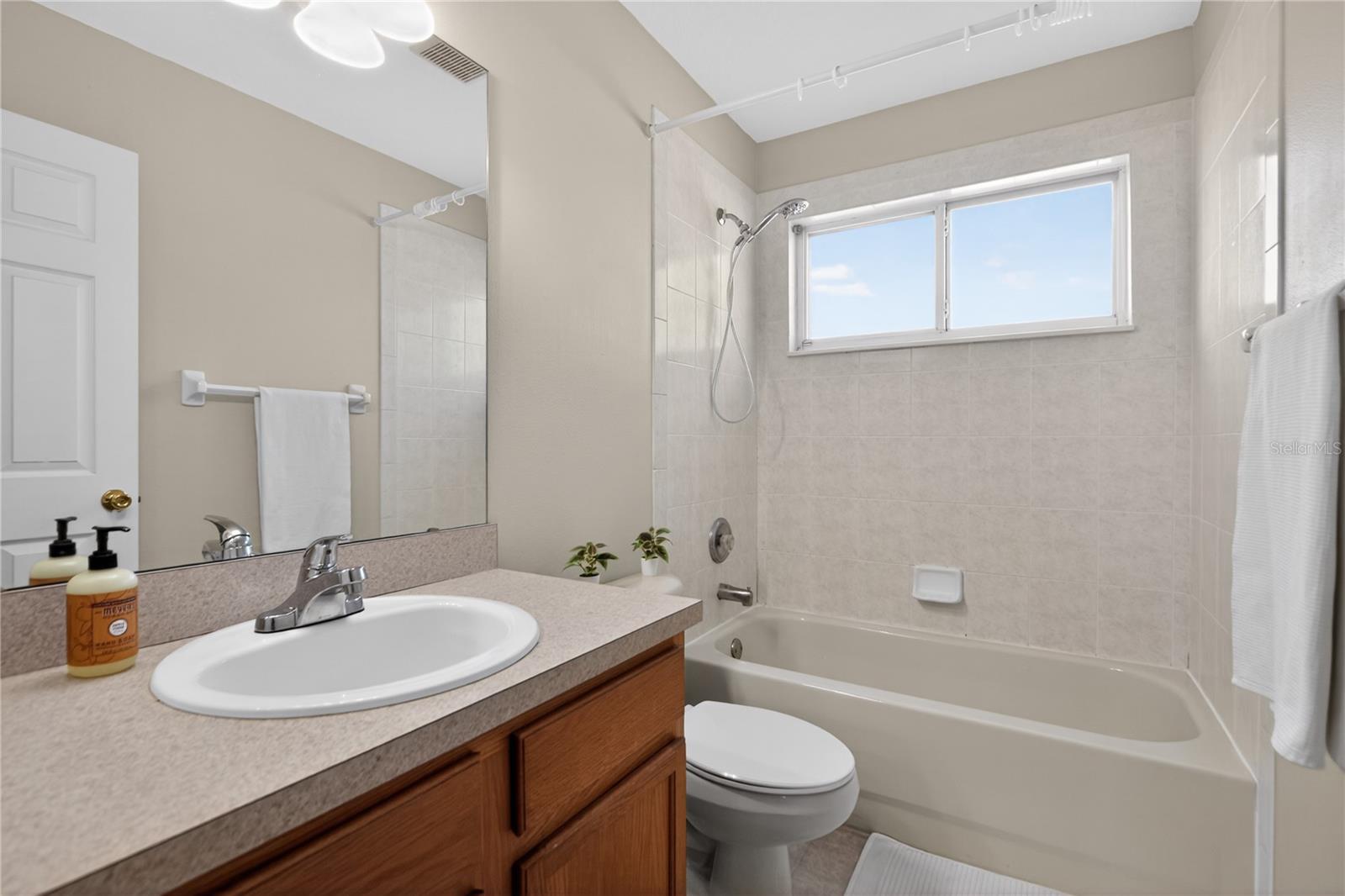 Image 24 of 31 For 14321 Peacock Springs Trail