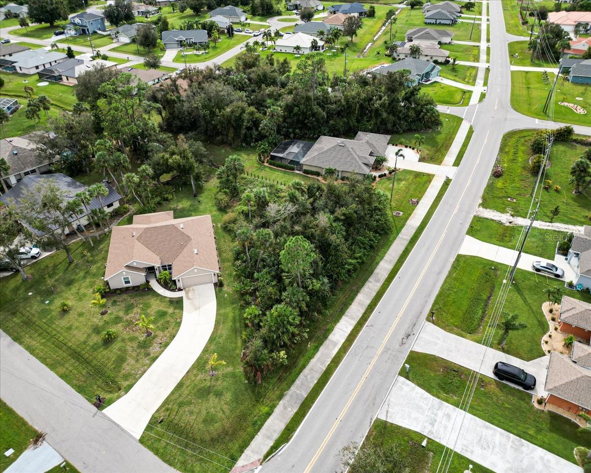 Image 3 of 19 For 25655 Deep Creek Boulevard