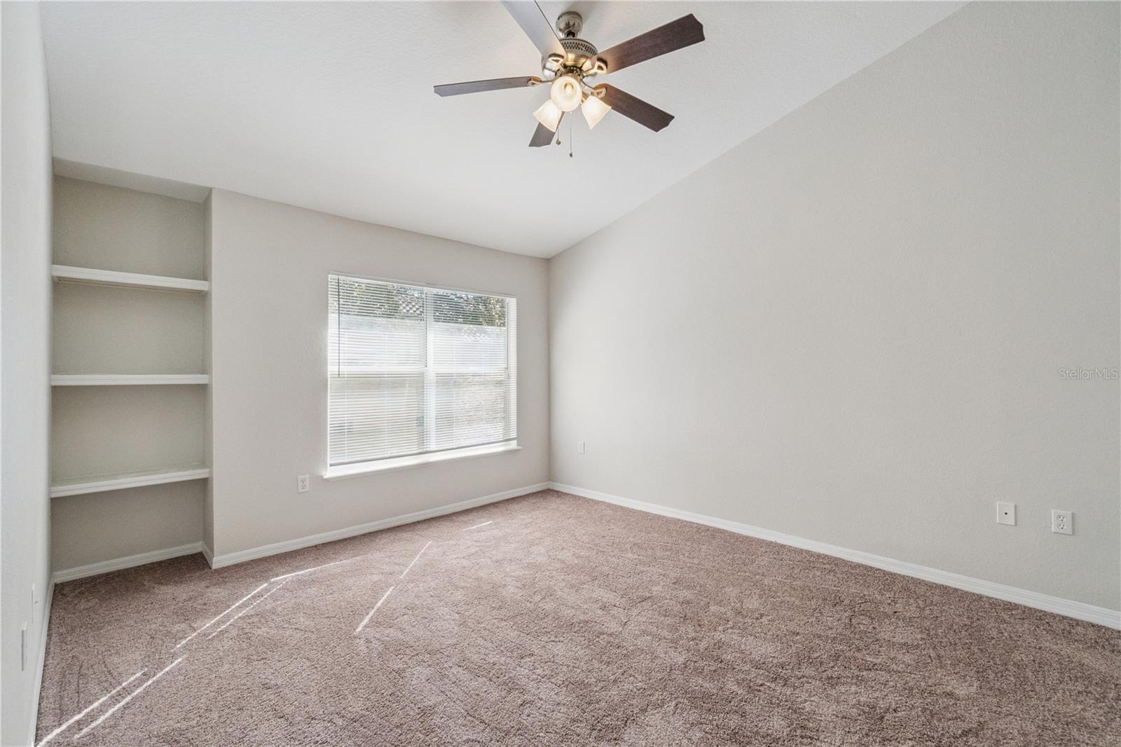 Image 12 of 36 For 2837 Shadow View Circle 2837